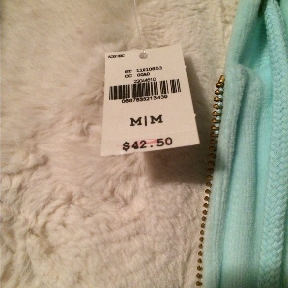 SOLDVictoria's Secret PINK jacket! New with tags! - Picture 3 of 3