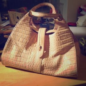 Muska Milano Leather Handbag