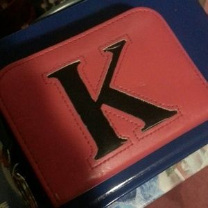 "K" wallet