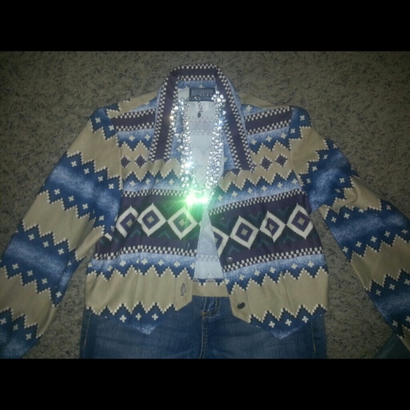 SOLD!!!! Fun western cropped jacket!!! :) - Picture 4 of 4