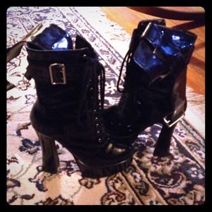 Black patten leather boots w heels. Hot 💥 Hot 💥