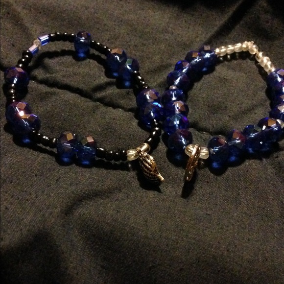 Cute on the go hand made bracelets - Picture 4 of 4