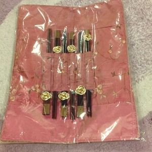 Tablecloth and chopsticks set