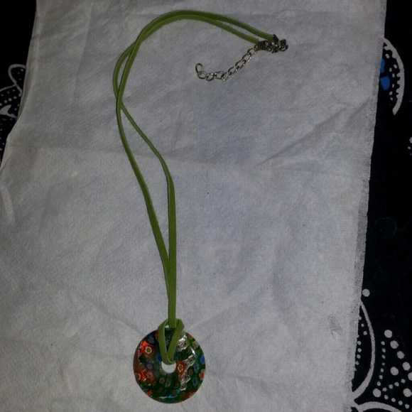 Green leather cord nevklace with stone