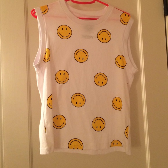 NWOT Smiley Tank