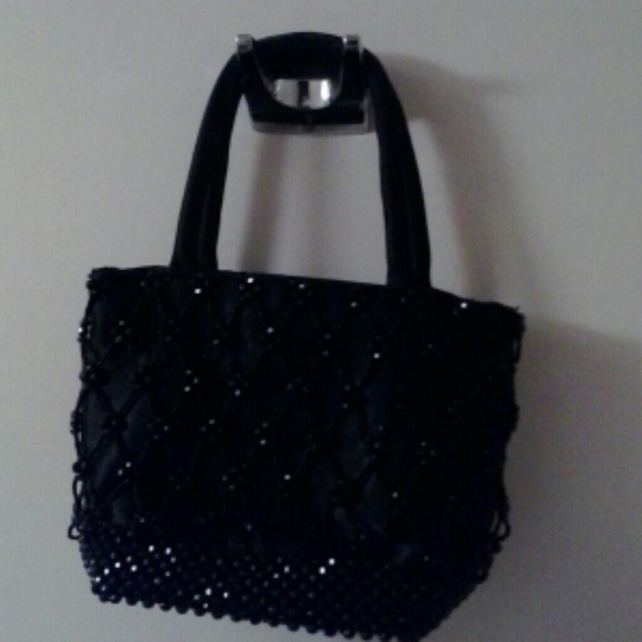 Hand bag.