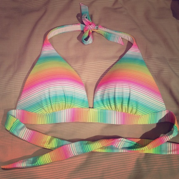 VS Bikini Top NWOT
