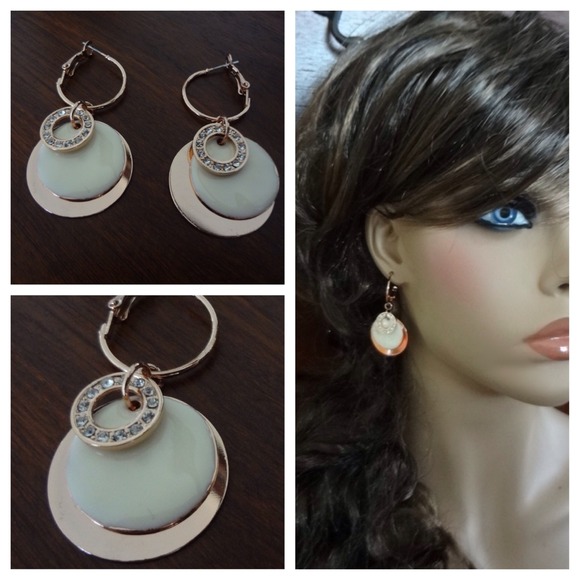 Rose gold plated round dangle earrings - Picture 2 of 4