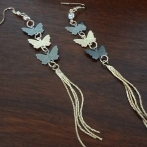 Butterfly tassel long dangle earrings (gold color)
