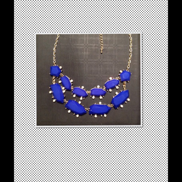 ✂️PRICE REDUCED✂️Royal Blue Necklace