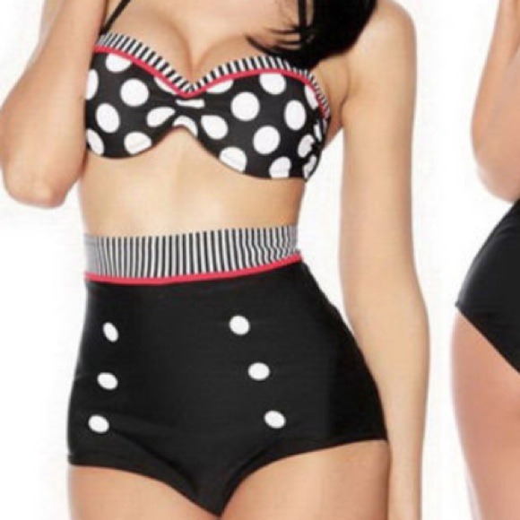 SOLD 💢💢💢💢 retro pin up bikini/bathing suit NWT