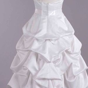 BRIDIE'S WEDDING DRESS