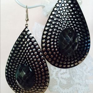 Black teardrop earrings light weight