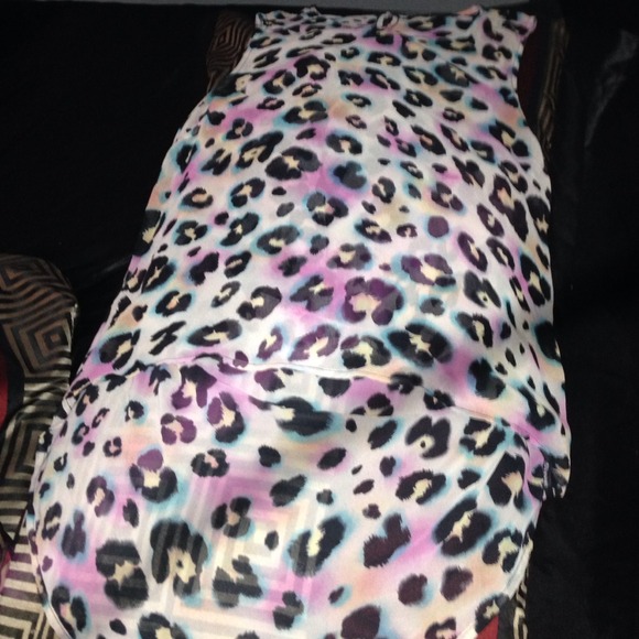A beautiful multi Dress shirt