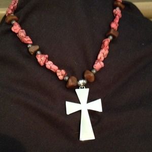 Stunning cross necklace
