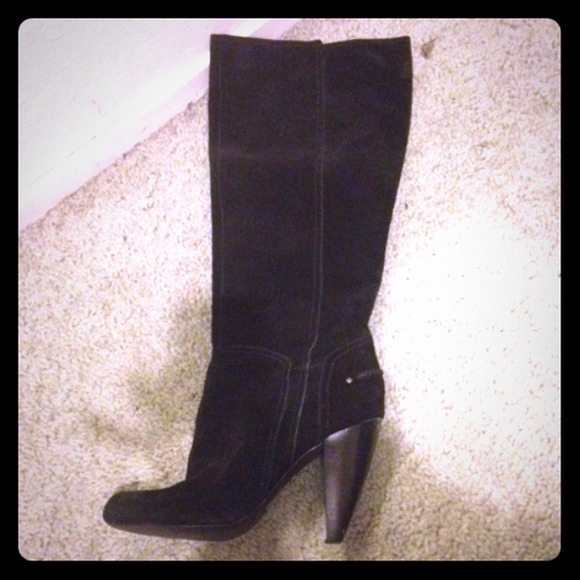 Black suede boots