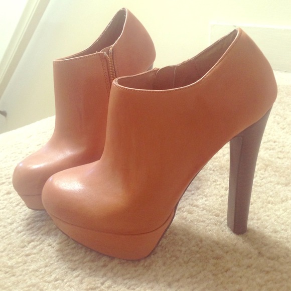 Steve Madden Booties