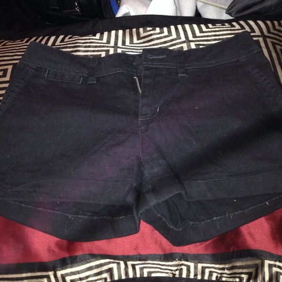 Black shorts size 5