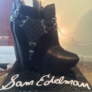NWOT!! But with the box! Sam Edelman - Zoe