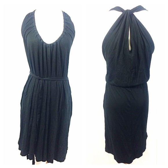 Halter style dress w/pockets - Picture 1 of 3