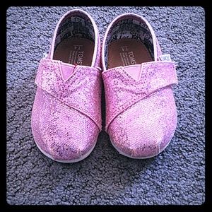 ***sold***TOMS! Tiny toms size 4 toddler!