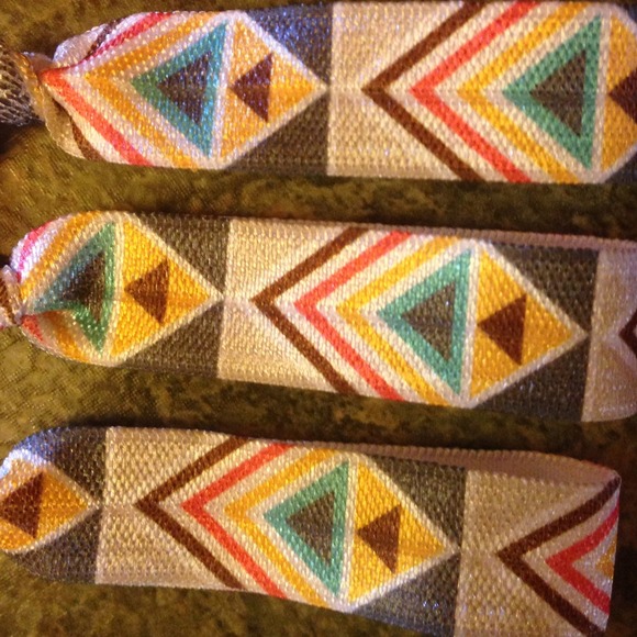 Aztec Hair Ties💁 - Picture 2 of 4