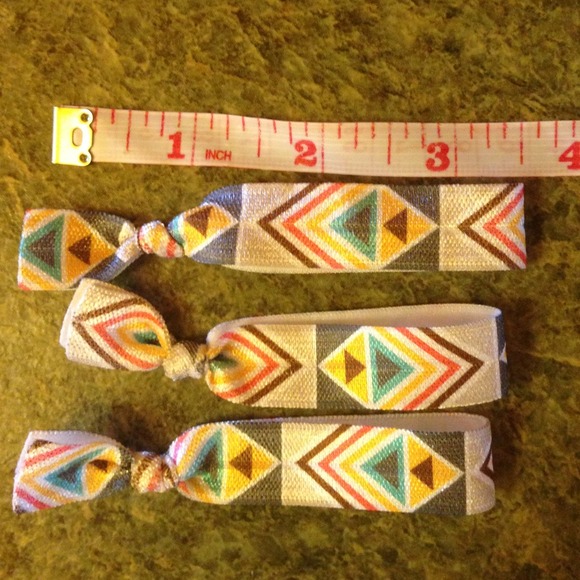 Aztec Hair Ties💁 - Picture 4 of 4