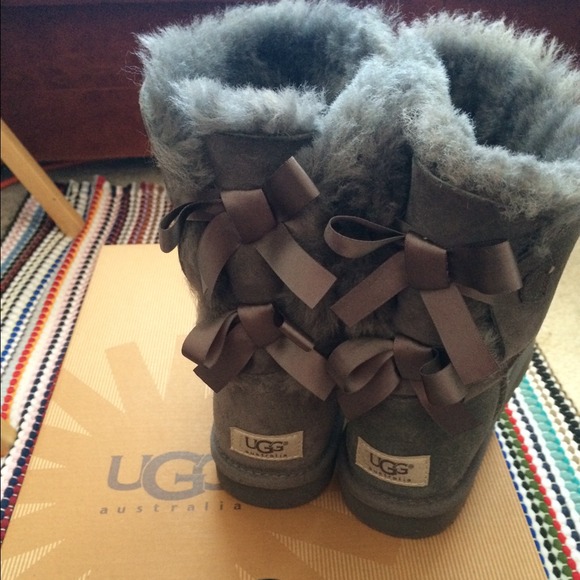 UGG Shoes - UGG Bailey Bow