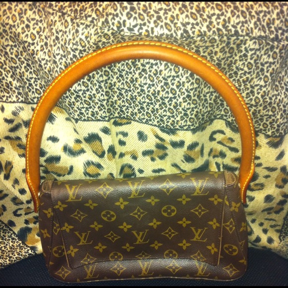 Louis Vuitton Authentic Canvas Mini