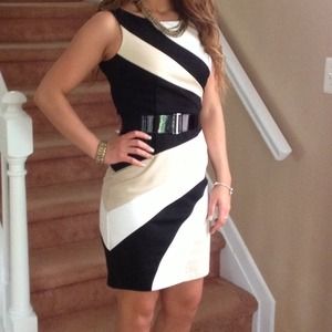 Size 0 white Black and Tan colored dress