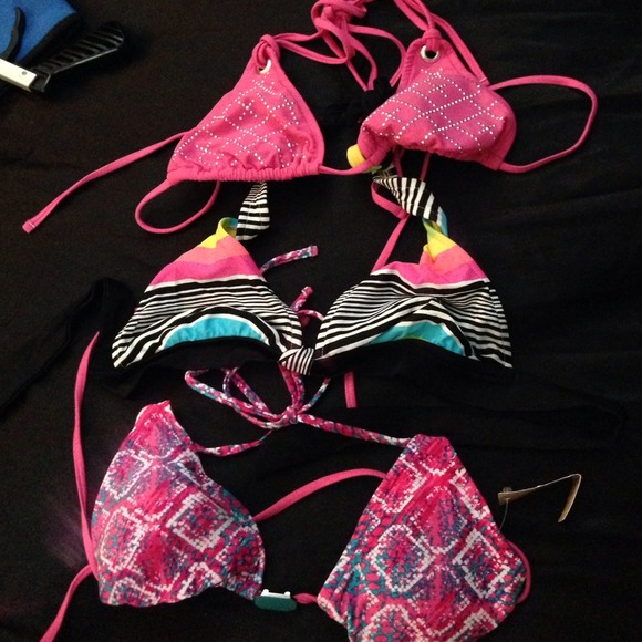 Three tops swimwear different colors
