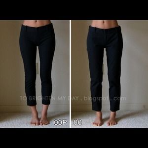 NWT GAP Aubrey Capri in navy