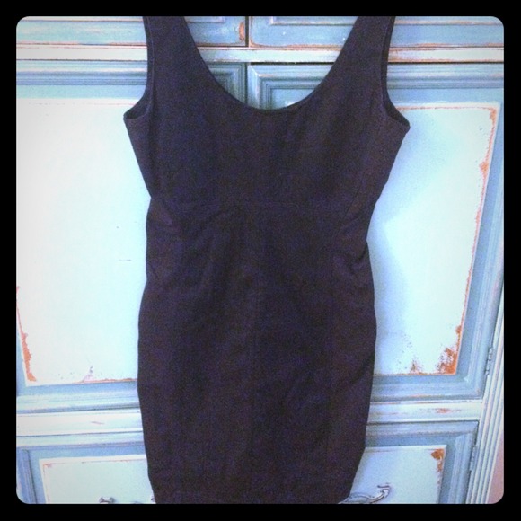 Gap lbd - Picture 1 of 1
