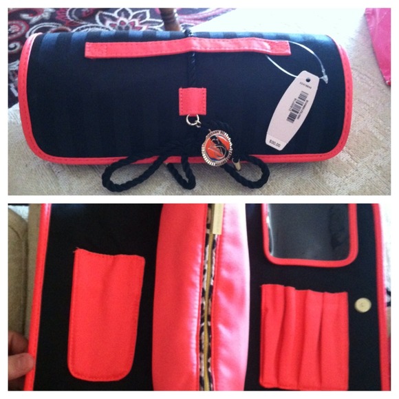 Victorias Secret roll up make up case!