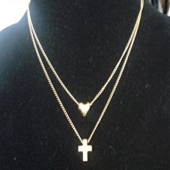 Gold Tone style necklace