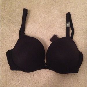 Victoria's Secret body by Victoria push up 34D
