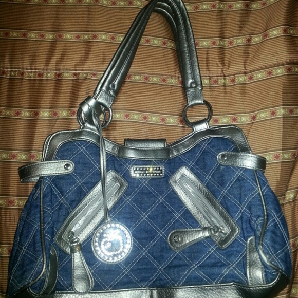 Big apple bottoms purse