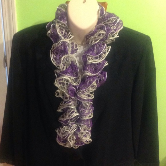 UNIQUE PURPLE AND SILVER RUFFLED SCARF