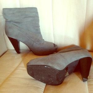 Grey peep-toe booties