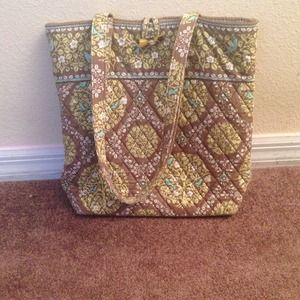 Vera Bradley tote