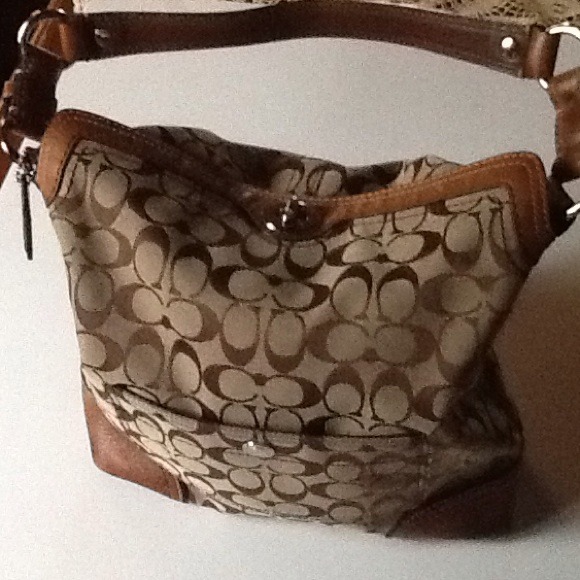 Coach Handbags - Coach bag. Authentic