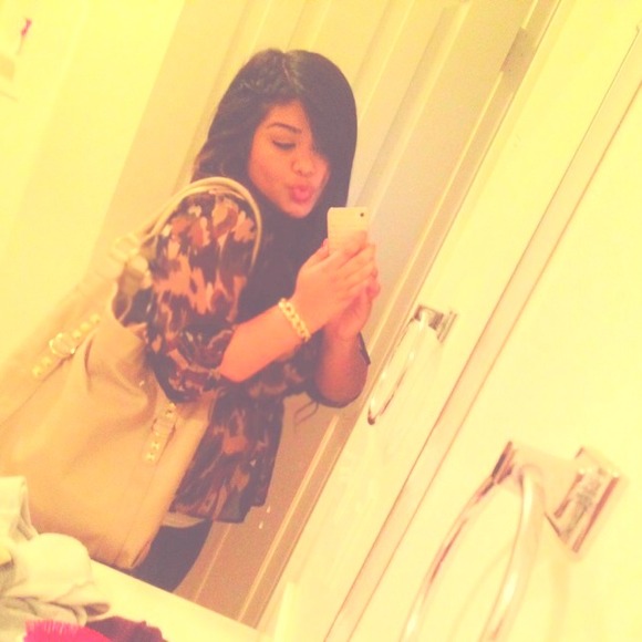 Beige Purse!