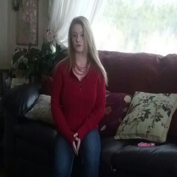 sweater - Picture 3 of 3