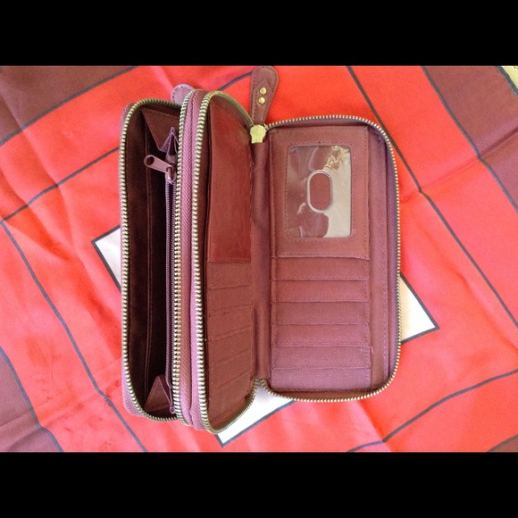 Jessica Simpson wallet😱OMG!! on sale!🎉🎈🎈🎈🎈🎈 - Picture 4 of 4