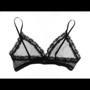 Intimates. Black lace bralette. Adjustable straps.