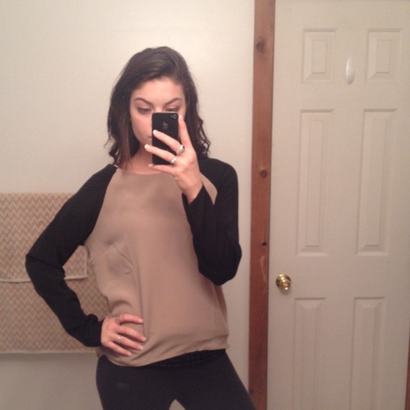 Forever 21 color blocked top!