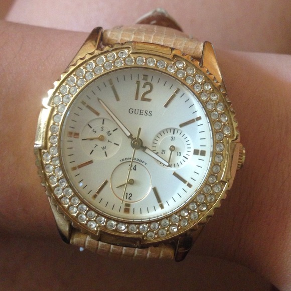 Guess Watch - Picture 2 of 4