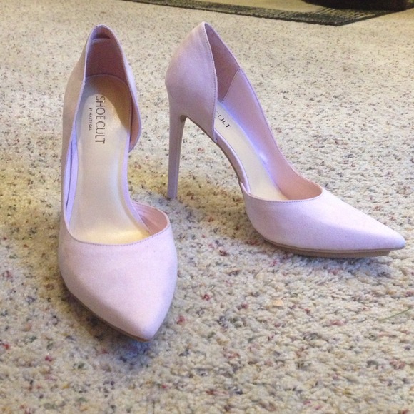 ❌ SOLD Lavender shoe cult point toe heals