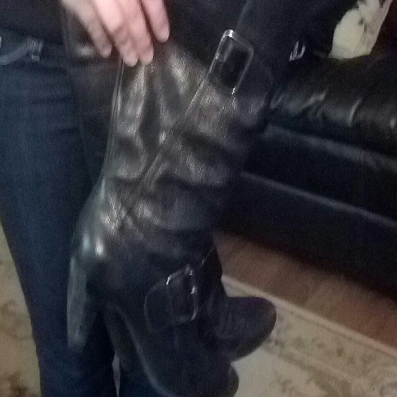 leather boots - Picture 2 of 3