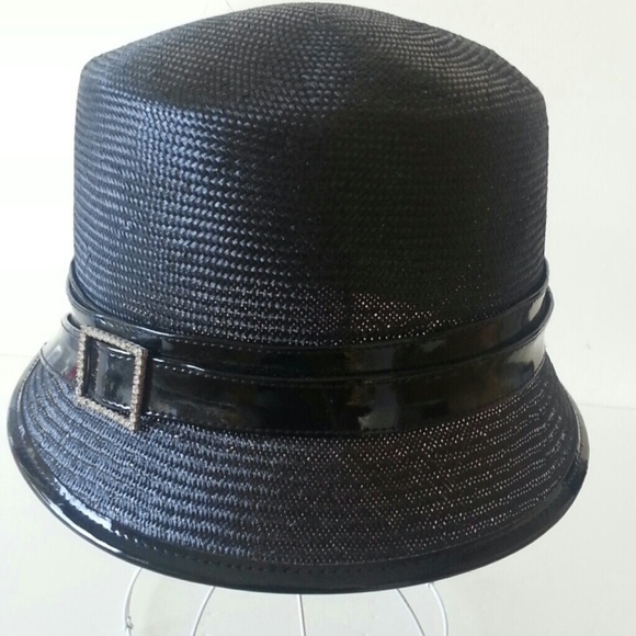 Black sraw bucket hat main image 4